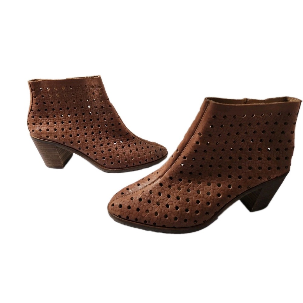 Lucky Brand Painina Tan Leather Perforated Woven Ankle Boots Womens 8.5 M 39